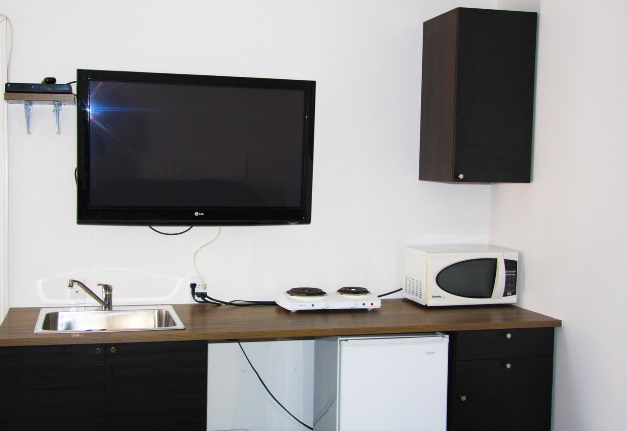 Springs Motor Inn Wainwright Dış mekan fotoğraf