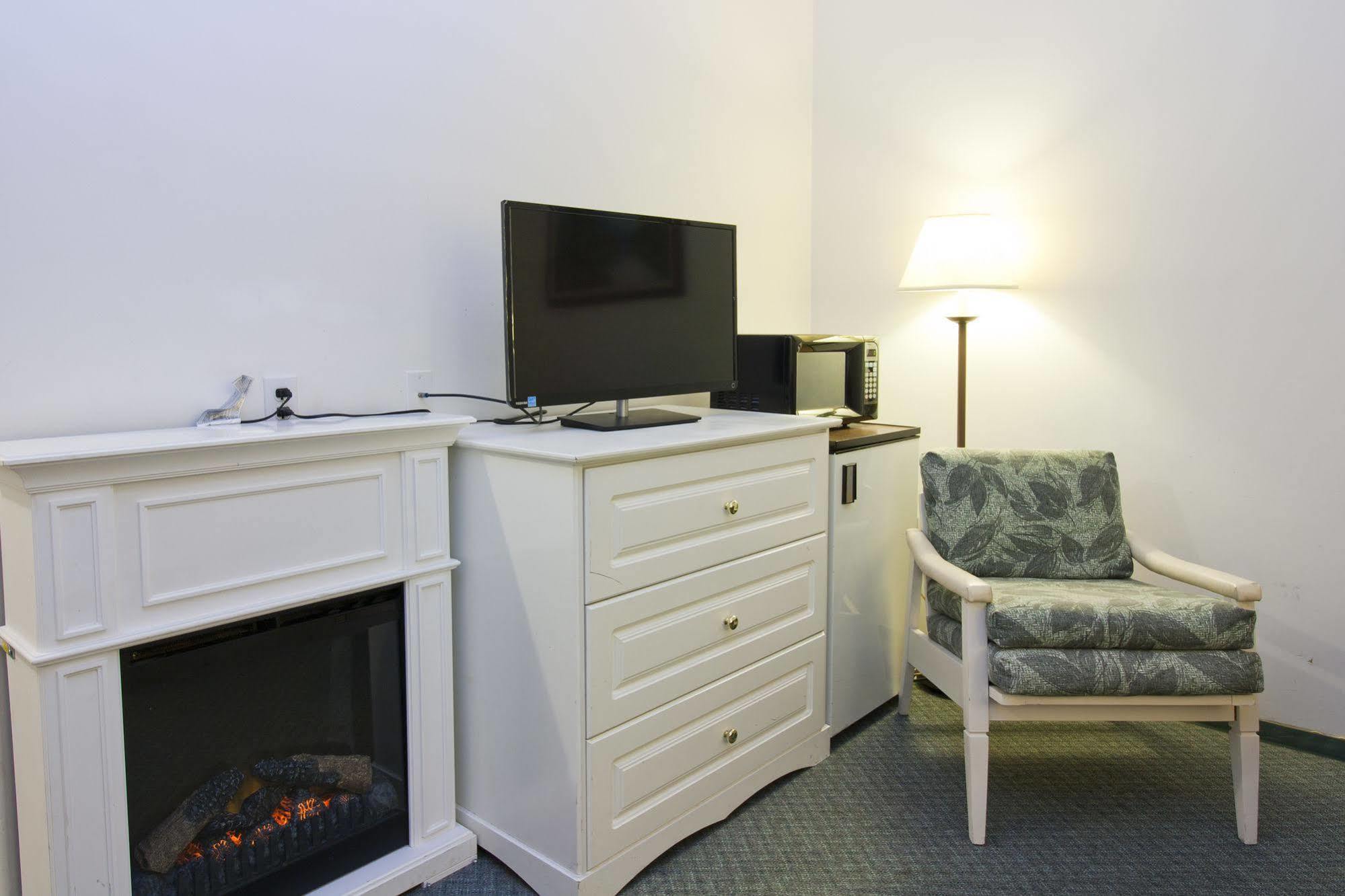 Springs Motor Inn Wainwright Dış mekan fotoğraf